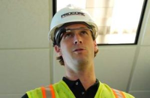 Procore-Google-Glass-construction-worker